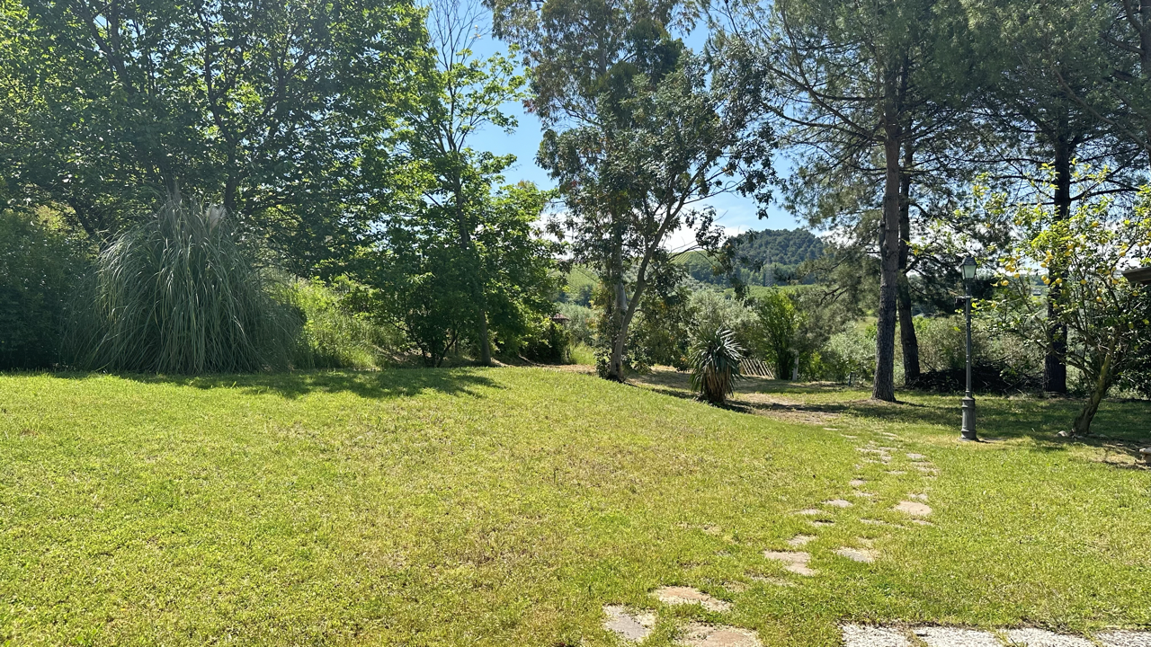 For sale villa in quiet zone Montesilvano Abruzzo foto 17