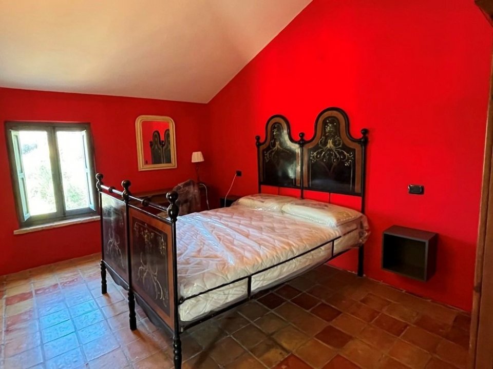 Se vende villa in zona tranquila Loreto Aprutino Abruzzo foto 22