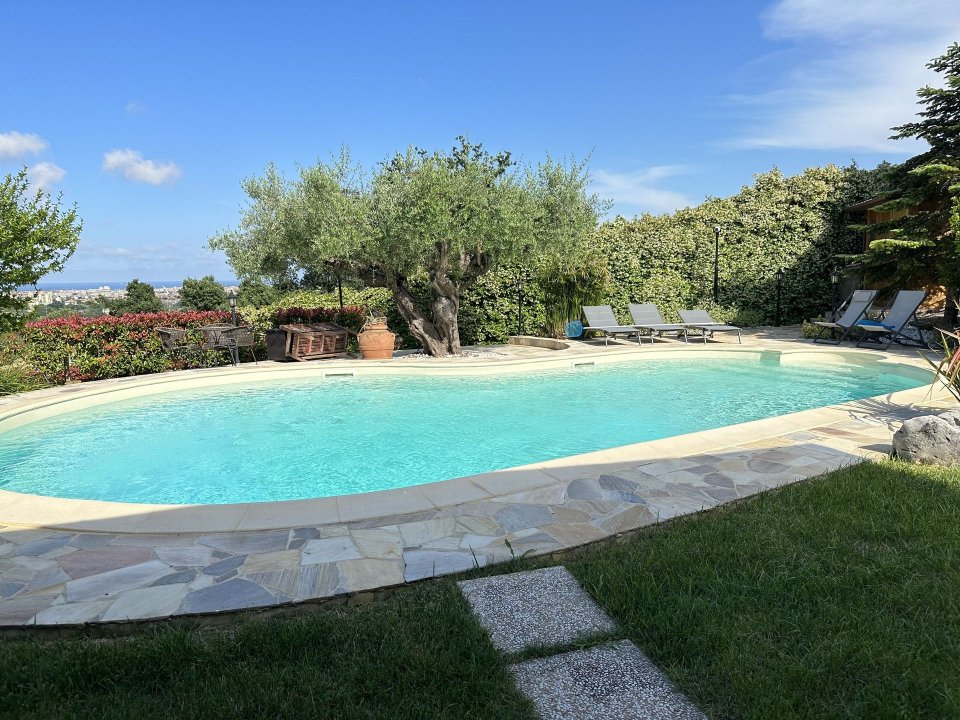 Se vende villa in zona tranquila Spoltore Abruzzo foto 3