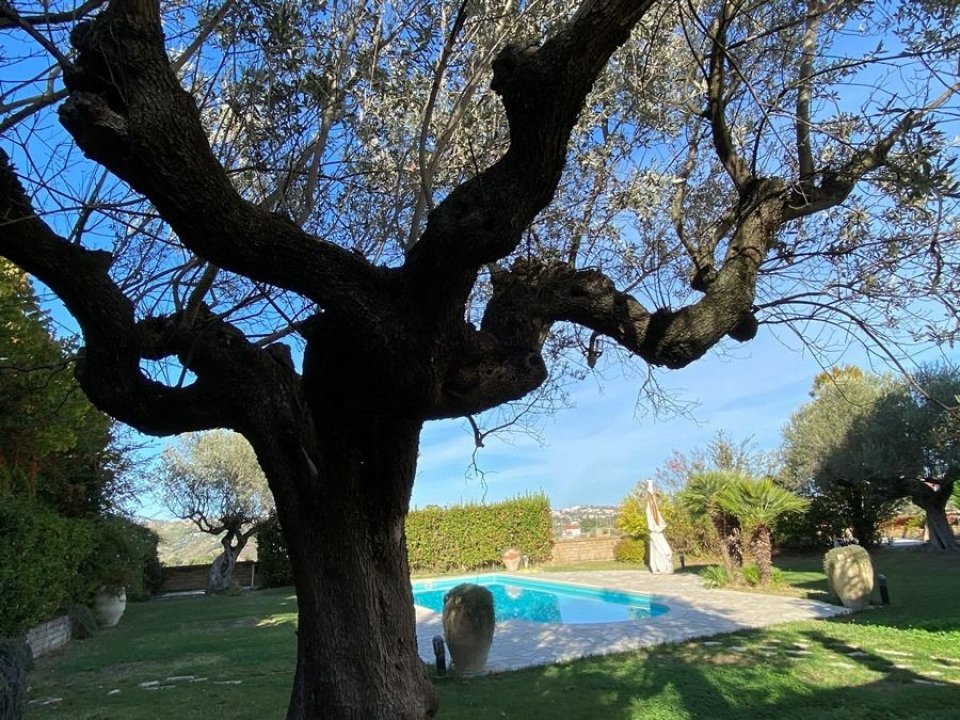 Se vende villa in zona tranquila Spoltore Abruzzo foto 13